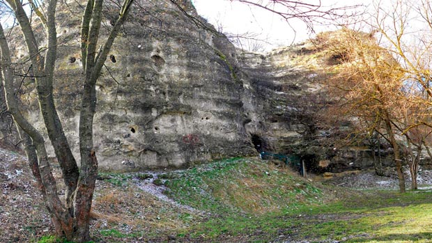 Достопримечательности Симферополя: Пещера Чокурча