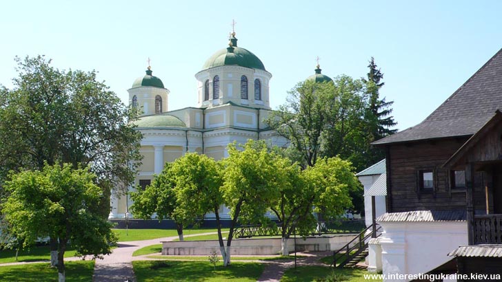 Новгород-Северский - достопримечательность Черниговской области