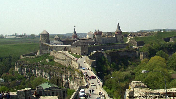 Старая крепость - достопримечательность Каменца-Подольского