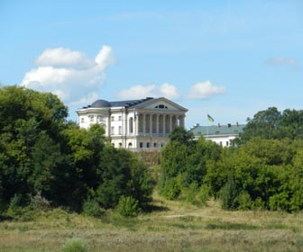 Дворец Кирилла Разумовского