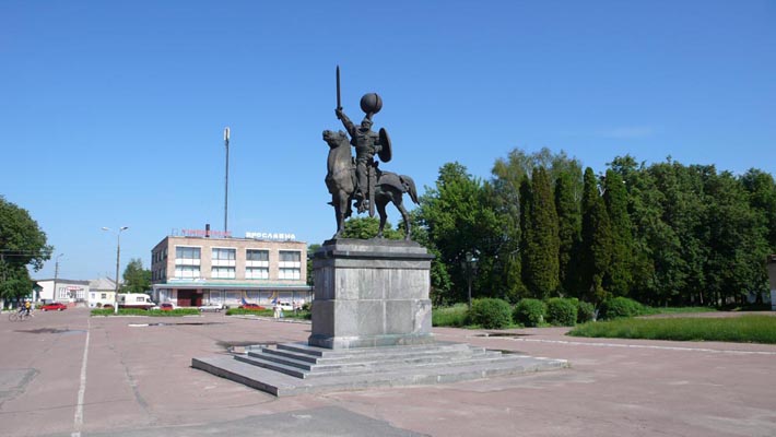 Памятник главному герою "Слова о полку Игороевом"