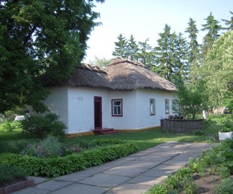Мемориальный дом-усадьба П. Г. Тычины в с. Пески