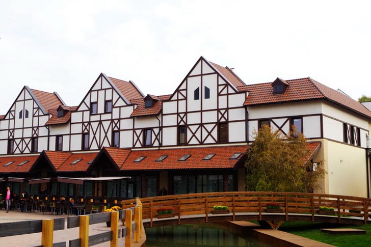 Достопримечательности Ходосовки - аутлет Мануфактура