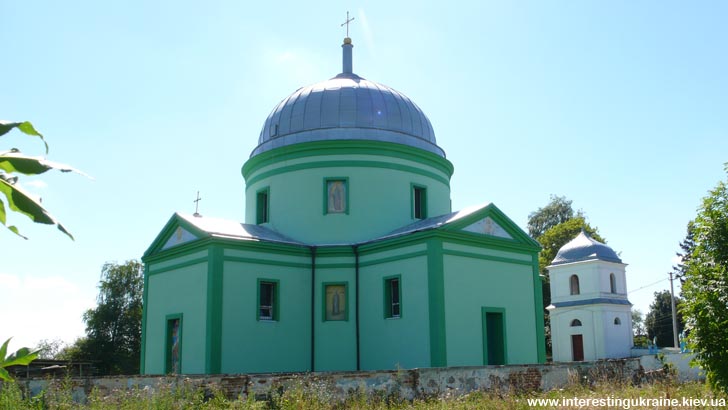 Церковь - достопримечательность пгт. Головно Волынской области