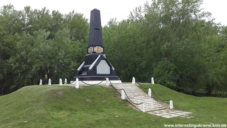 Памятник на месте перхода российских войск через Дунай - достопримечательность Новосельского