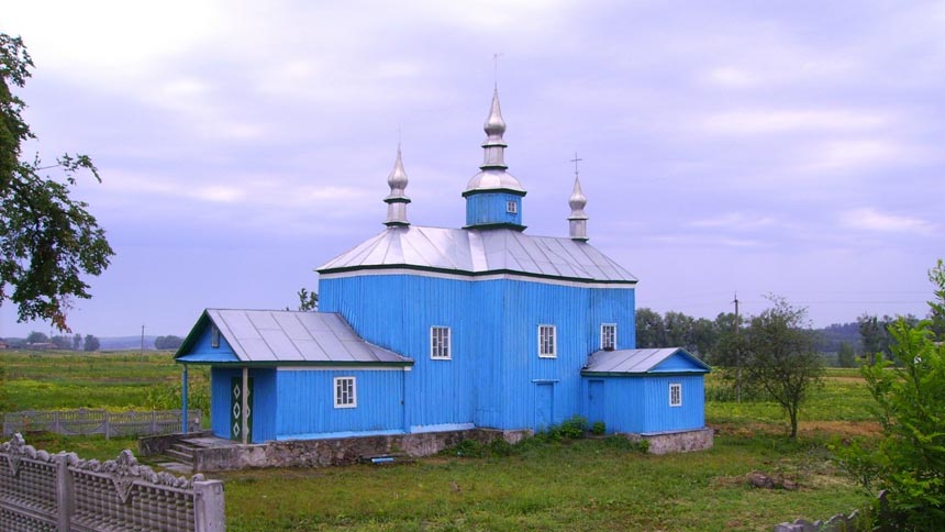 Деревянная церковь - достопримечательность с. Бородани