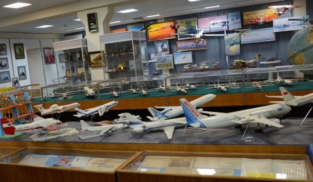 Модели самолетов в музее Антонова, Киев